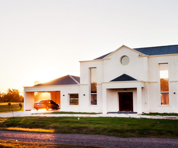 Casa En Cañuelas - La Esperanza Polo Club